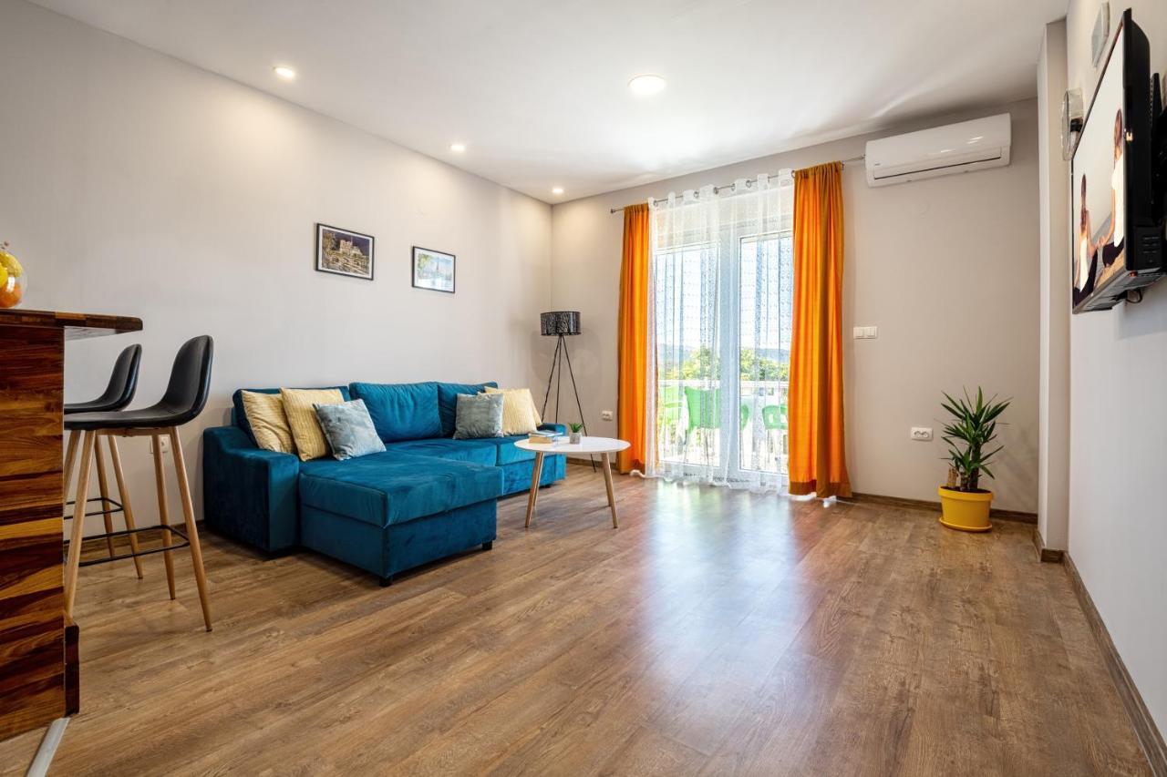 Apartments Leona Neum Exterior photo