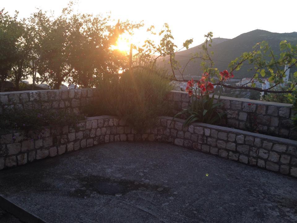Apartments Leona Neum Exterior photo