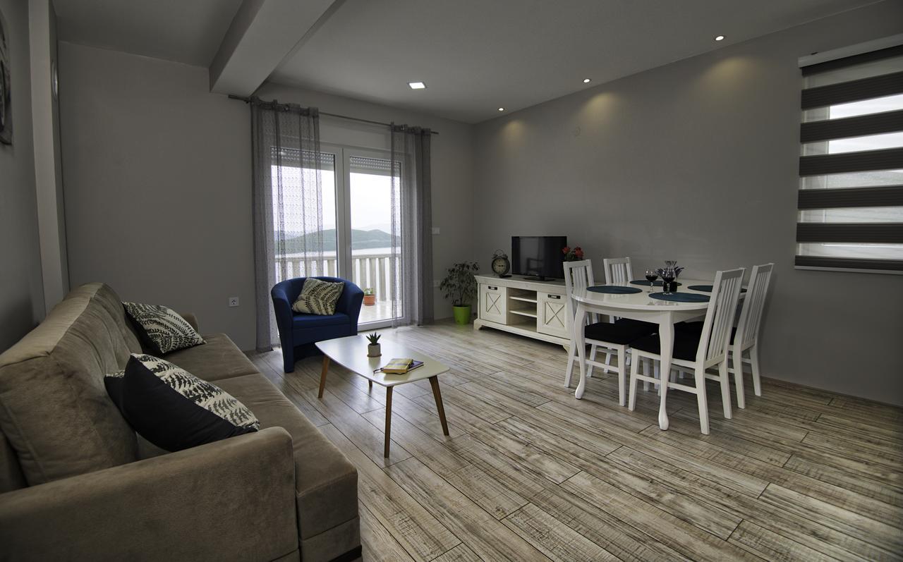 Apartments Leona Neum Exterior photo